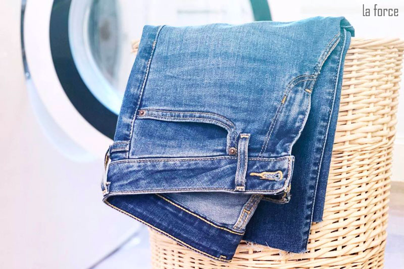 12 cách giặt quần Jean mới mua không ra màu không giãn chuẩn
