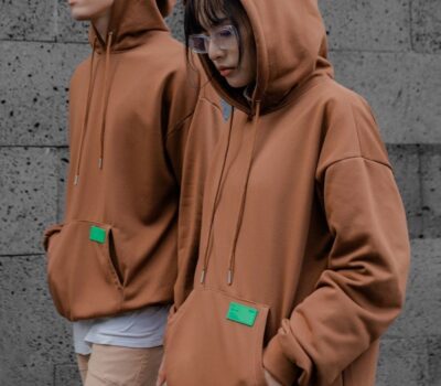 Ý tưởng phối đồ với áo hoodie cho nam, nữ đẹp như fashionista