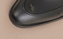 Tips xử lý giày da bị rách, thủng đơn giản mà hiệu quả