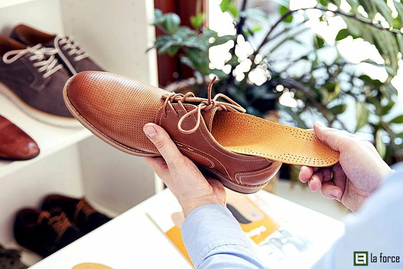 Tác dụng của miếng lót giày tăng sự êm ái