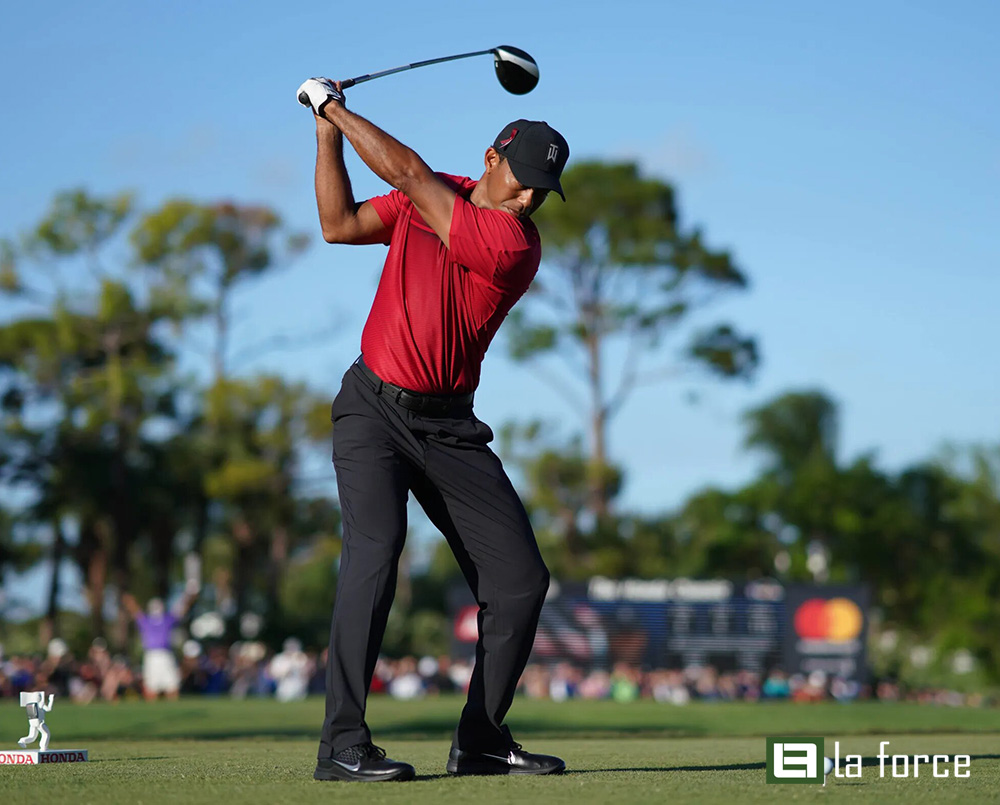 Quần âu + áo polo khi chơi Golf cho nam Quần âu + áo polo khi chơi Golf cho nam