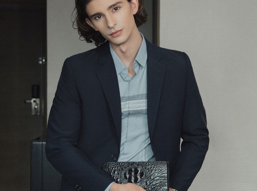 look book vi cam tay laforce 837x622 1